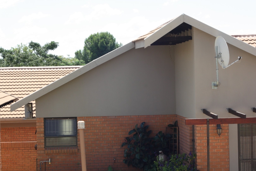 1 Bedroom Property for Sale in Langenhovenpark Free State